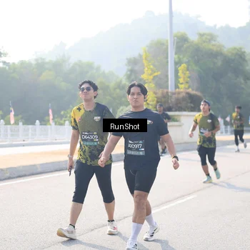 Runner Photo 6927097