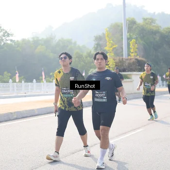 Runner Photo 6927098