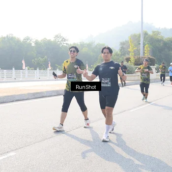 Runner Photo 6927105