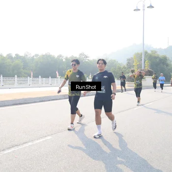 Runner Photo 6927108
