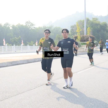 Runner Photo 6927115