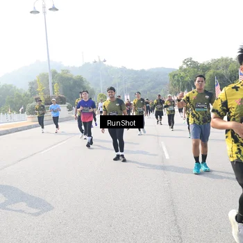 Runner Photo 6927121