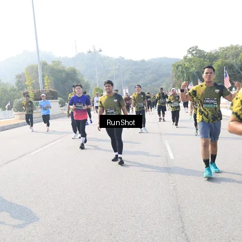 Runner Photo 6927122