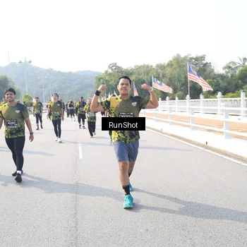 Runner Photo 6927128