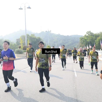 Runner Photo 6927135
