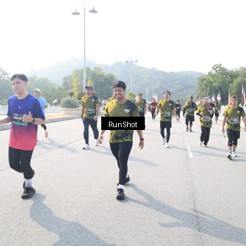 Runner Photo 6927138
