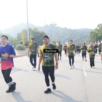 Runner Photo 6927140