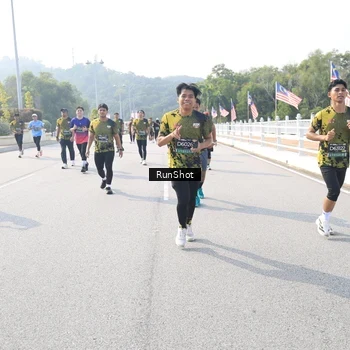 Runner Photo 6927145