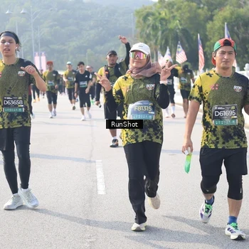 Runner Photo 6927154