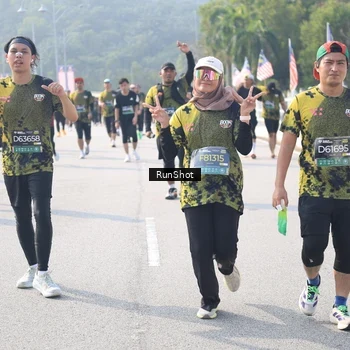 Runner Photo 6927155