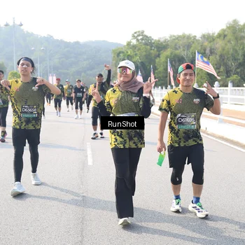 Runner Photo 6927160