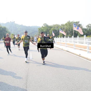 Runner Photo 6927191