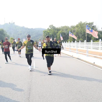 Runner Photo 6927193