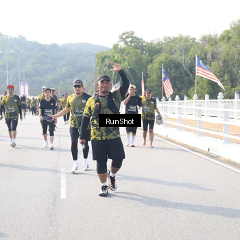 Runner Photo 6927195