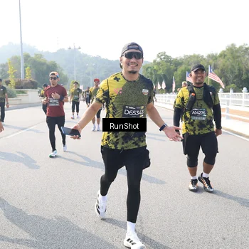Runner Photo 6927203
