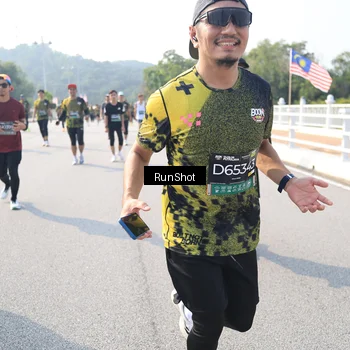 Runner Photo 6927212