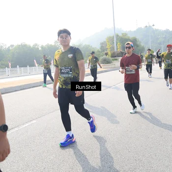 Runner Photo 6927215