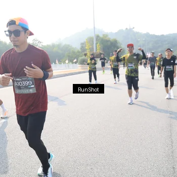 Runner Photo 6927228