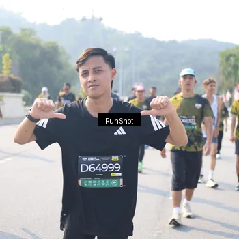 Runner Photo 6927252