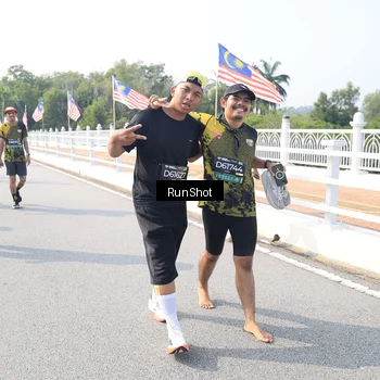 Runner Photo 6927259