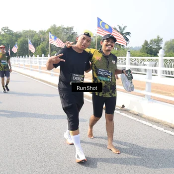Runner Photo 6927260