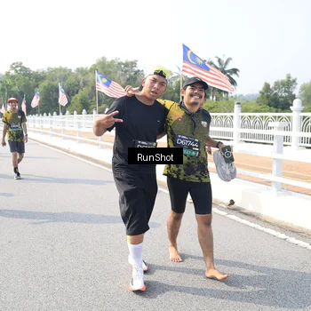 Runner Photo 6927278