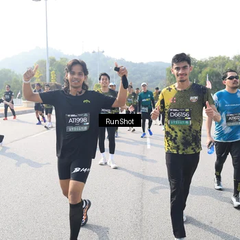 Runner Photo 6927414