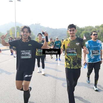 Runner Photo 6927415