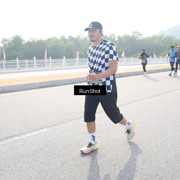 Runner Photo 6927565