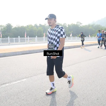 Runner Photo 6927566