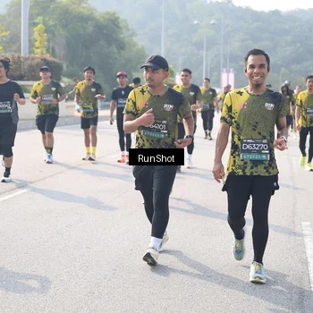 Runner Photo 6927572