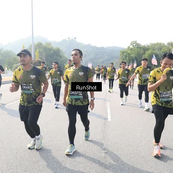 Runner Photo 6927578
