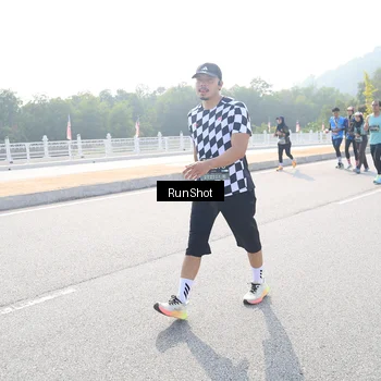 Runner Photo 6927579