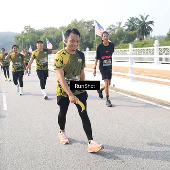 Runner Photo 6927584