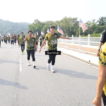 Runner Photo 6927589