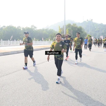 Runner Photo 6927595