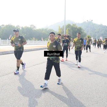 Runner Photo 6927597