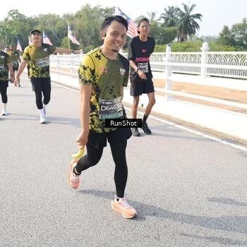 Runner Photo 6927601