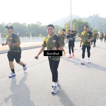 Runner Photo 6927603