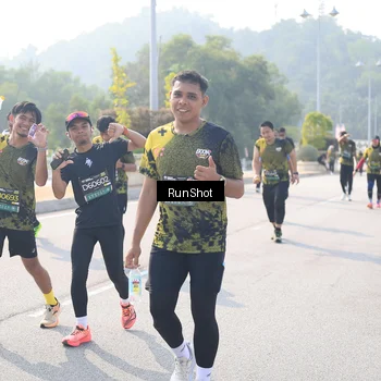Runner Photo 6927610