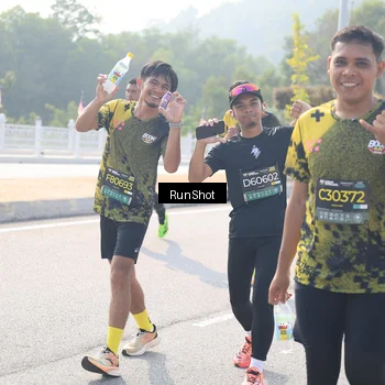 Runner Photo 6927614