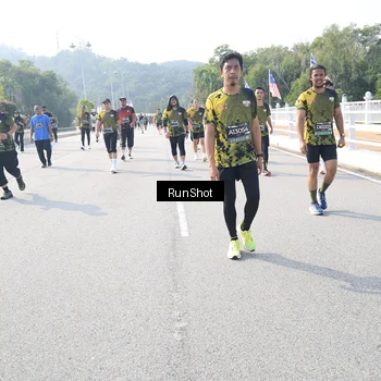 Runner Photo 6927623