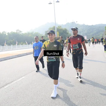 Runner Photo 6927639