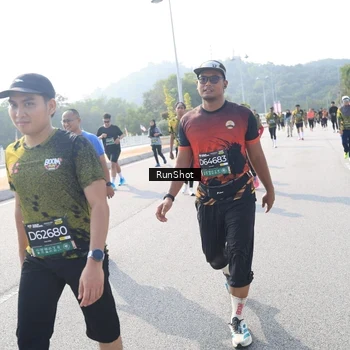 Runner Photo 6927649