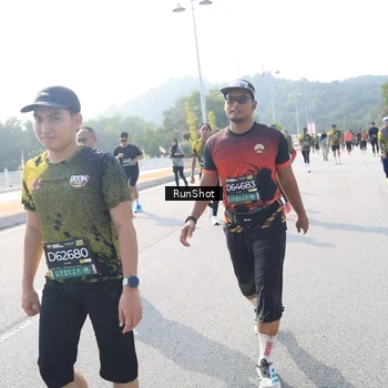Runner Photo 6927651
