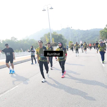 Runner Photo 6927657