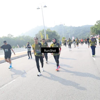 Runner Photo 6927658