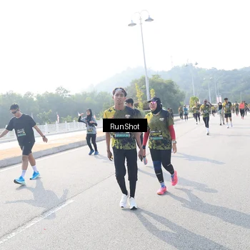 Runner Photo 6927660