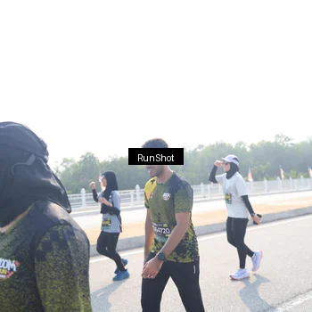 Runner Photo 6927688
