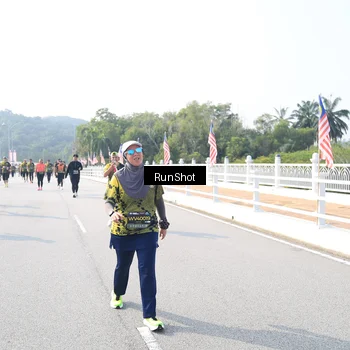 Runner Photo 6927690